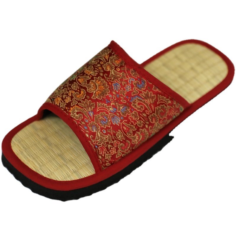 Best Quality Disposable Slides Slippers Customizable OEM Light Breathable Anti-Slippery Features Wholesale for Outdoor Use