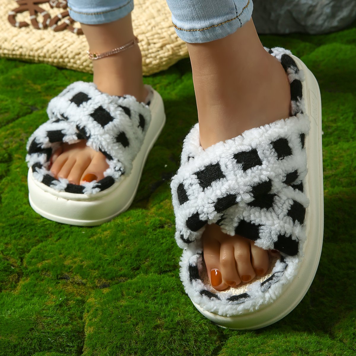 2024 New Coming Home Slippers Flax Cotton Blend Material Good Price Slides Slippers for Women Couples