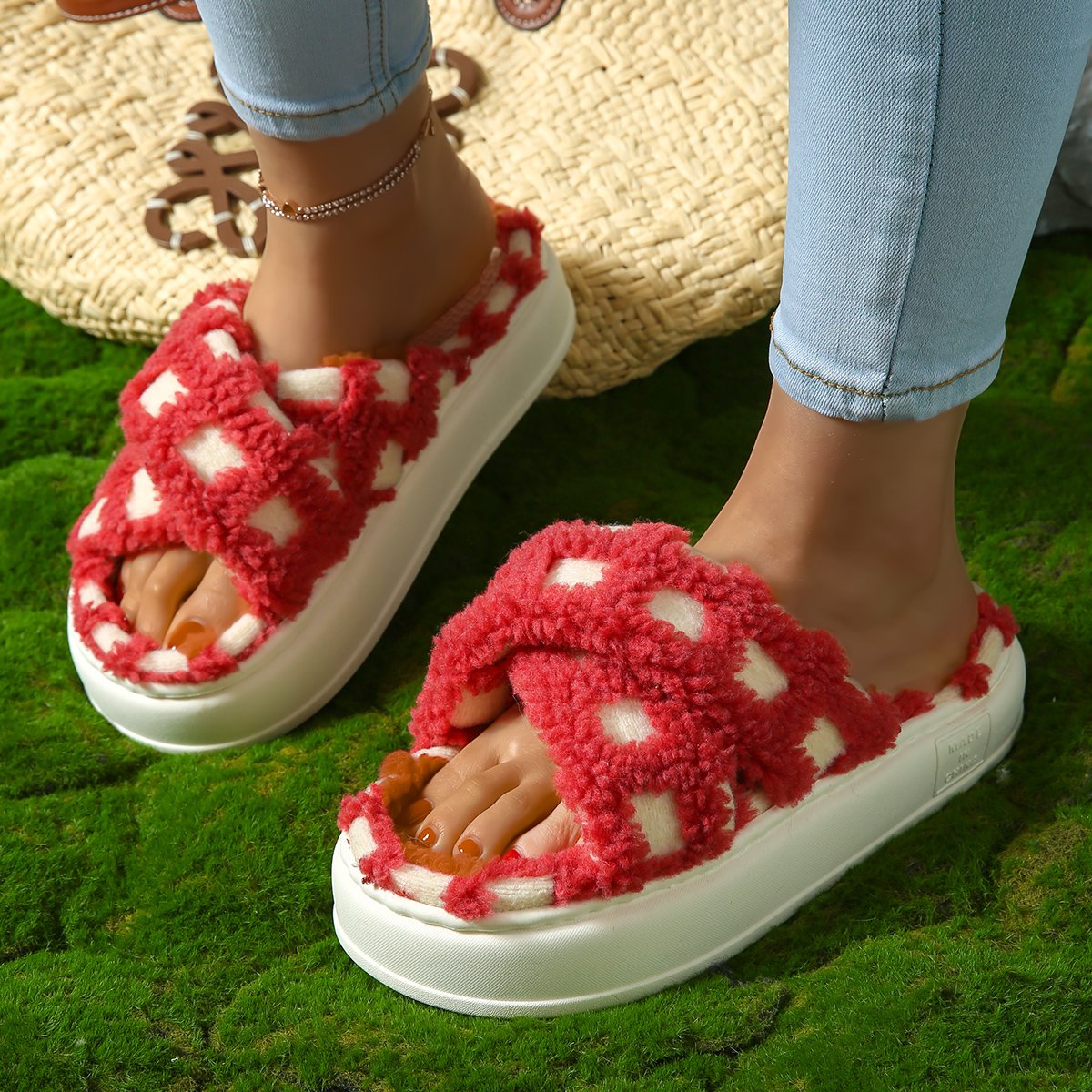 2024 New Coming Home Slippers Flax Cotton Blend Material Good Price Slides Slippers for Women Couples