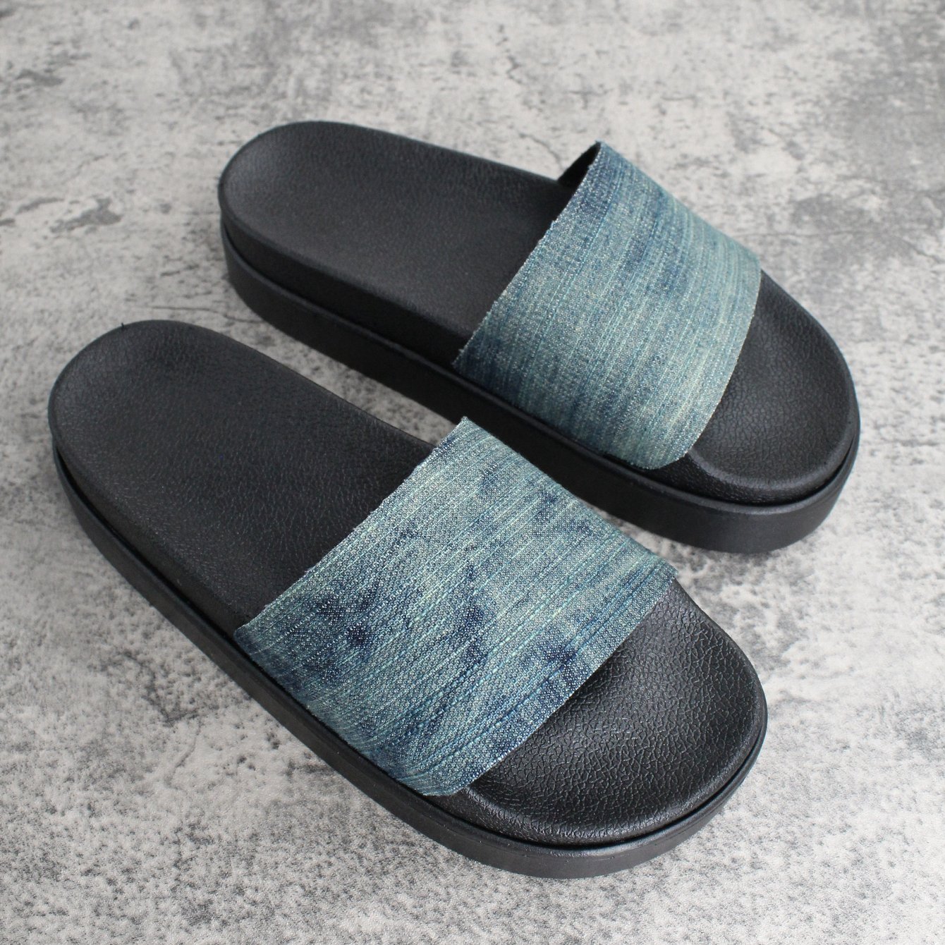 2023 anti-slip custom summer outdoor fashion canvas upper ladies flat sandals slides slippers for women