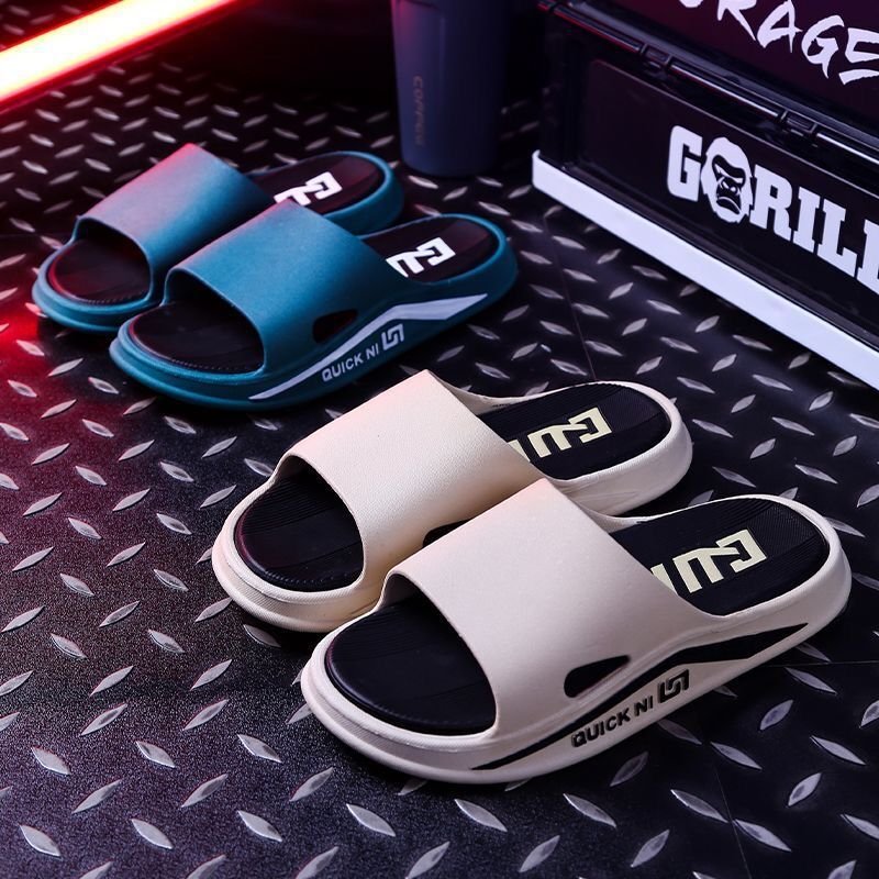 Mens Summer Thick Soled Slippers Super Soft Temperament Outdoor Wear Home Use Shower Bathroom Summer Sandals Cool Slippers Women