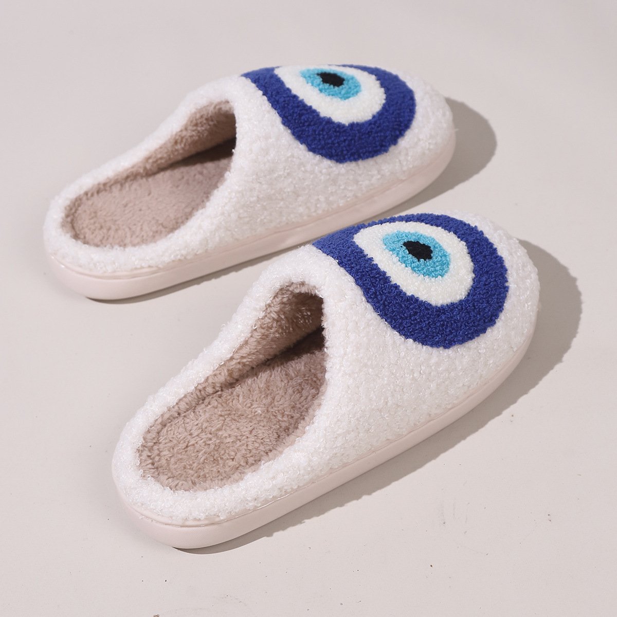Wholesale Customized Autumn and Winter Warm Furniture Cotton Slippers Cute Cartoon Thick Plush Cotton Shoes for Women and Men