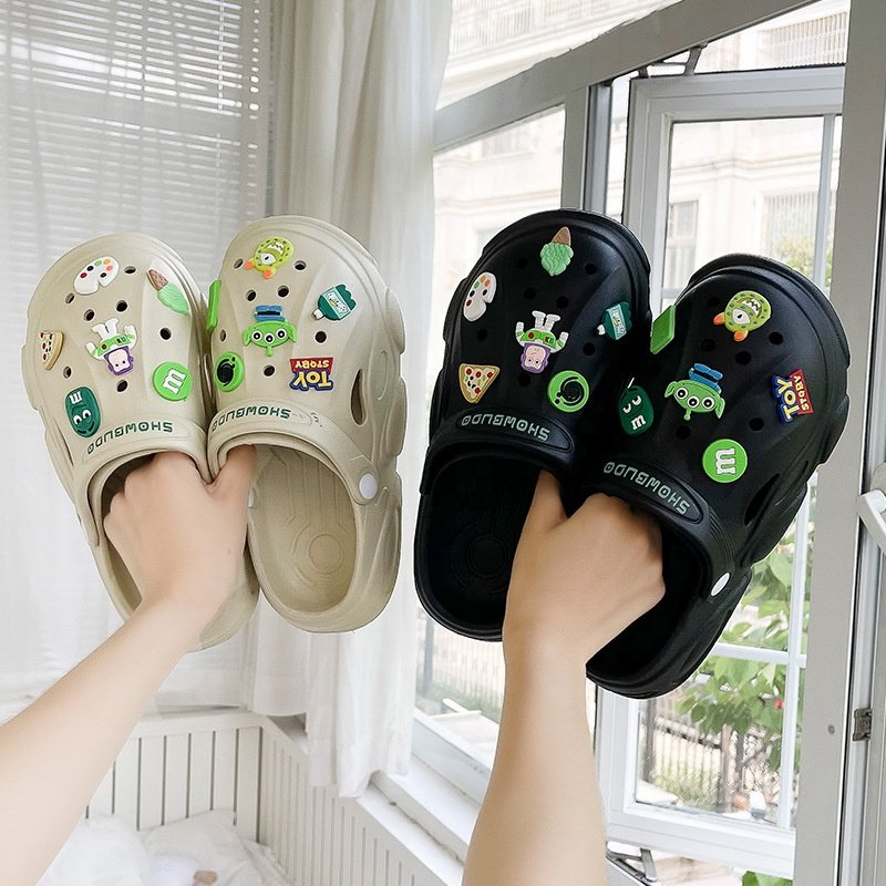 2024 Hot Sale Diy Waterproof Cross Hole Shoes Summer Thick Sole Beach Nurse Anti-slip Lab Anti-static Toe Head Comfort Sandals