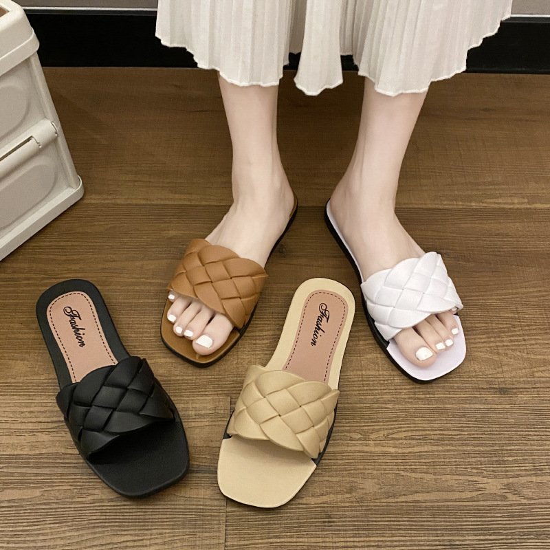 Slippers female summer diamond shape fashion flat flip-flops twist tape face soft bottom outside wear simple square shoes