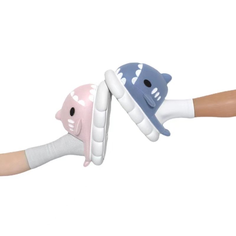 2023 Winter Plush Design Animal Men Fat Cloud Sole Indoor House lovers Shoes Unisex Shark Fur Slipper