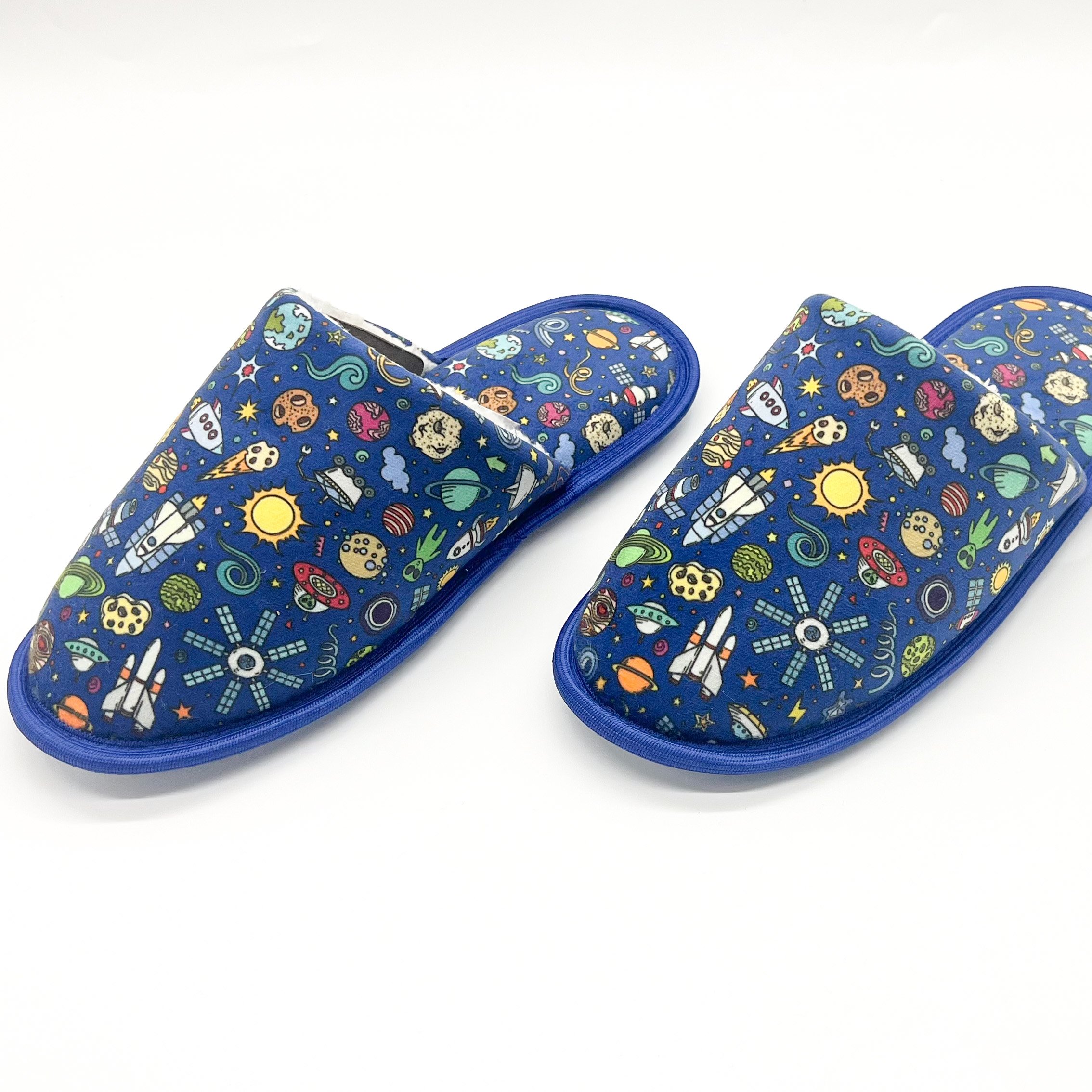 Customized OEM Women Bedroom Slippers Non-Slip Solid Color Home Slippers Slides Slippers For Women