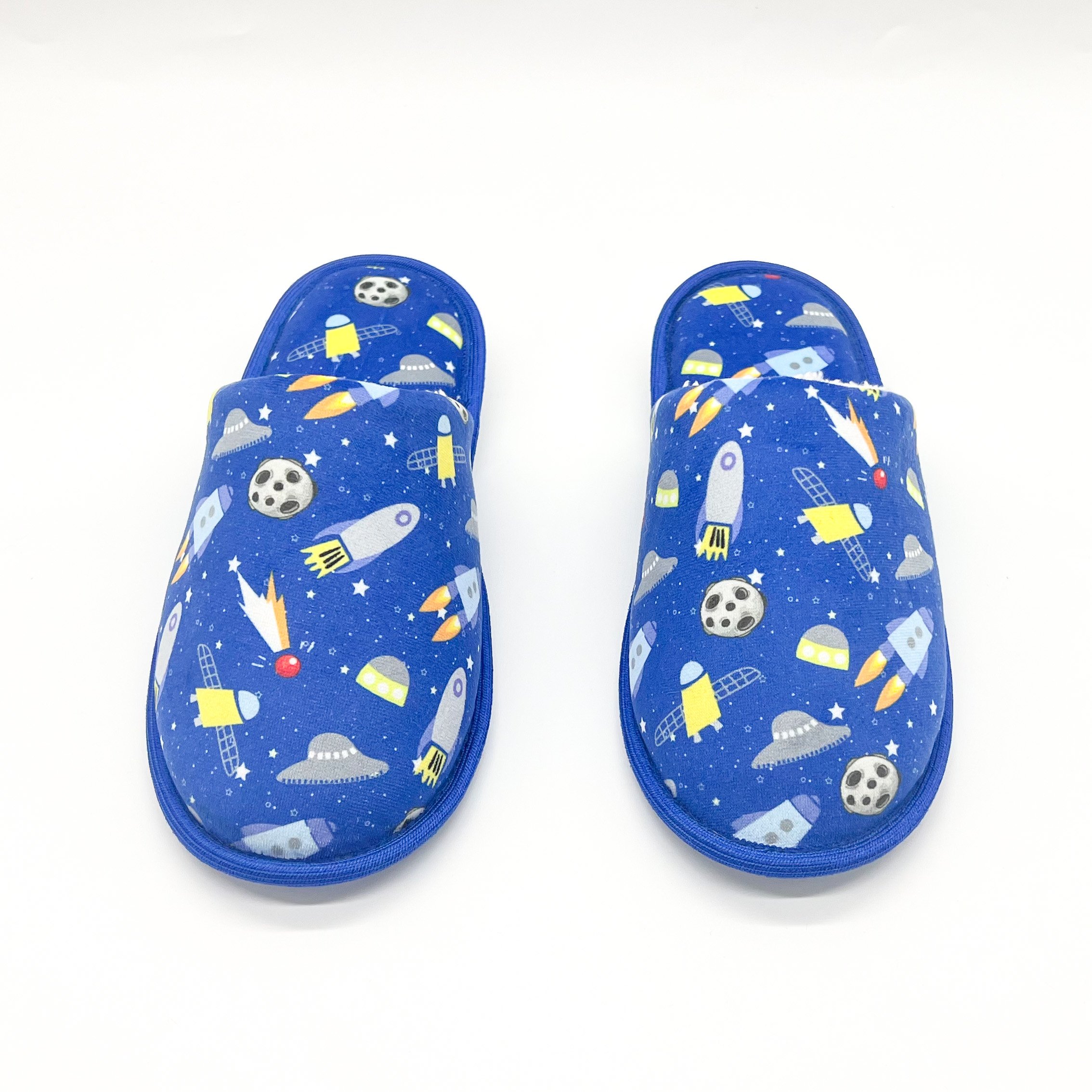 Customized OEM Women Bedroom Slippers Non-Slip Solid Color Home Slippers Slides Slippers For Women