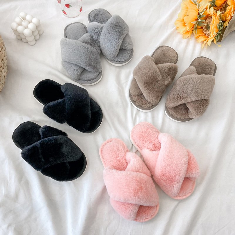 Custom House Fuzzy Fluffy Warm Flip-Flops Slippers for kids Cross Band Memory Open Toe Women Fur Home Pumpkin Slippers for women