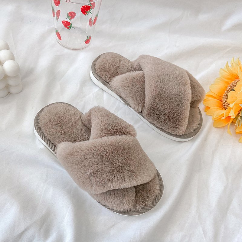 Custom House Fuzzy Fluffy Warm Flip-Flops Slippers for kids Cross Band Memory Open Toe Women Fur Home Pumpkin Slippers for women
