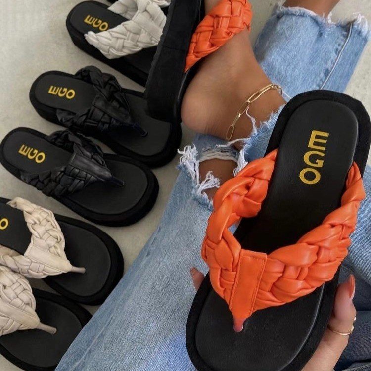 Hot Sale Summer Fashion Thick Bottom Slippers Breathable Woven Toe-Post Strap Women'S Platform Sandals