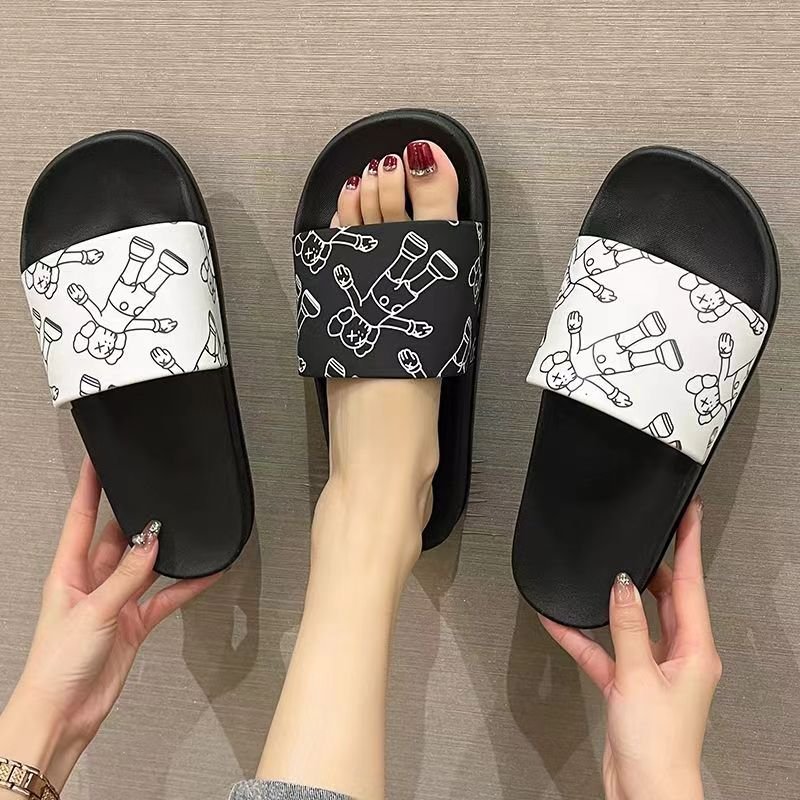 Designer home slippers fashion high quality women's brand slide men's outdoors casual shoes flat summer beach sandals