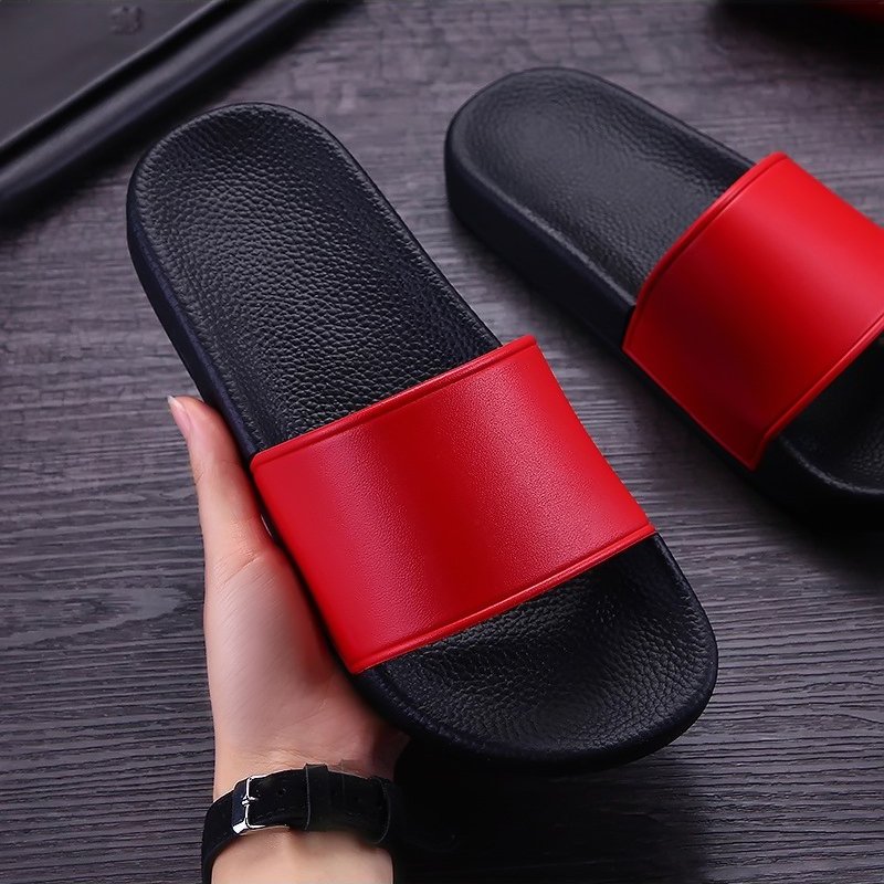 OEM Fashion PVC Slip On Custom Slippers Plastic Slide Custom LOGO Men Slipper for Men and Women