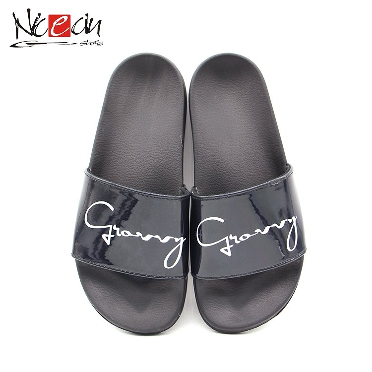 Black Rubber Flat Plastic Sliders Man Slipper For Circulation