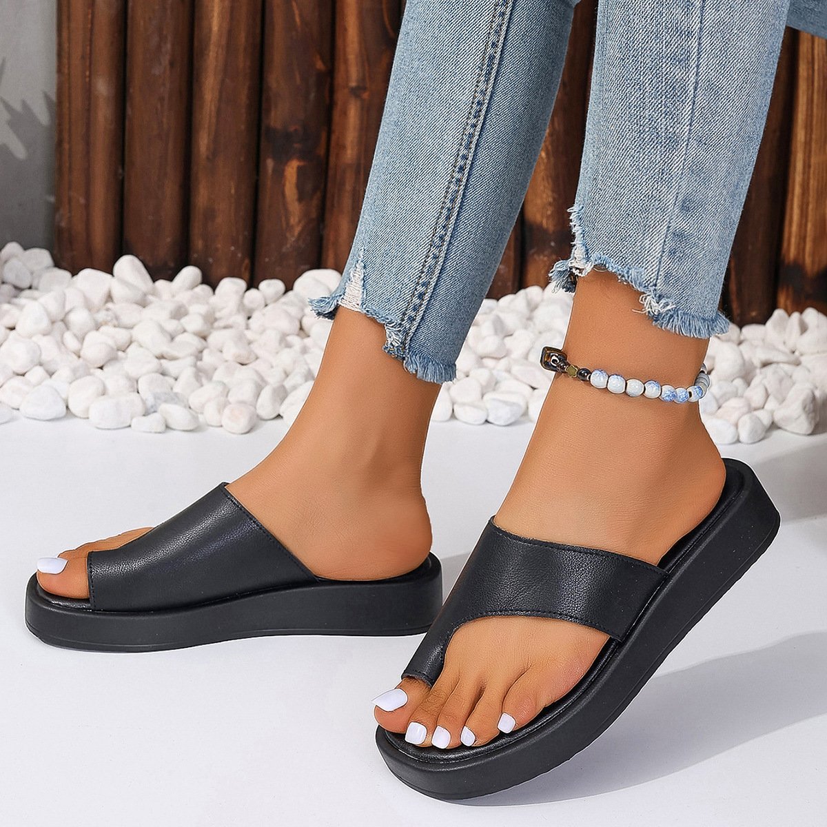 BUSY GIRL YL4461 black white leather casual slippers for women mules flats shoes slides toe ring summer sea beach slippers