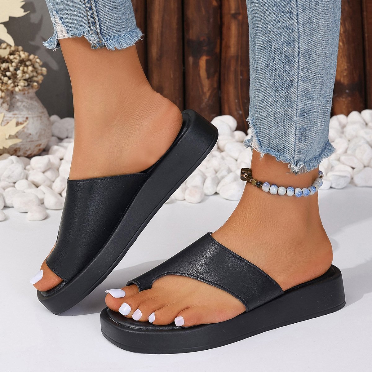 BUSY GIRL YL4461 black white leather casual slippers for women mules flats shoes slides toe ring summer sea beach slippers