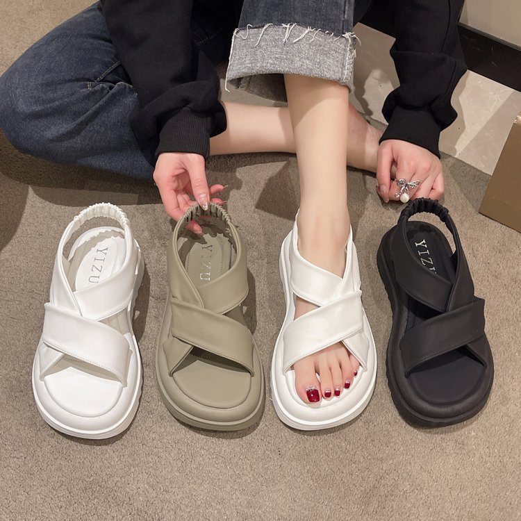 2023 Summer Fashion New Design Ladies Simple Style Slip-on Flats Comfortable Soft Thick Foam Sole Slippers Casual Women Sandals