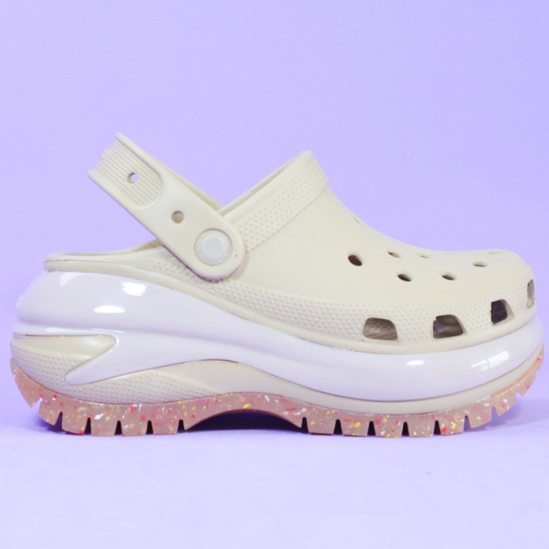 New Light Wheel Hole Shoes Women's Thick Sole Increase Anti slip and Wear resistant Rose Red Sandals Casual Beach Slippers
