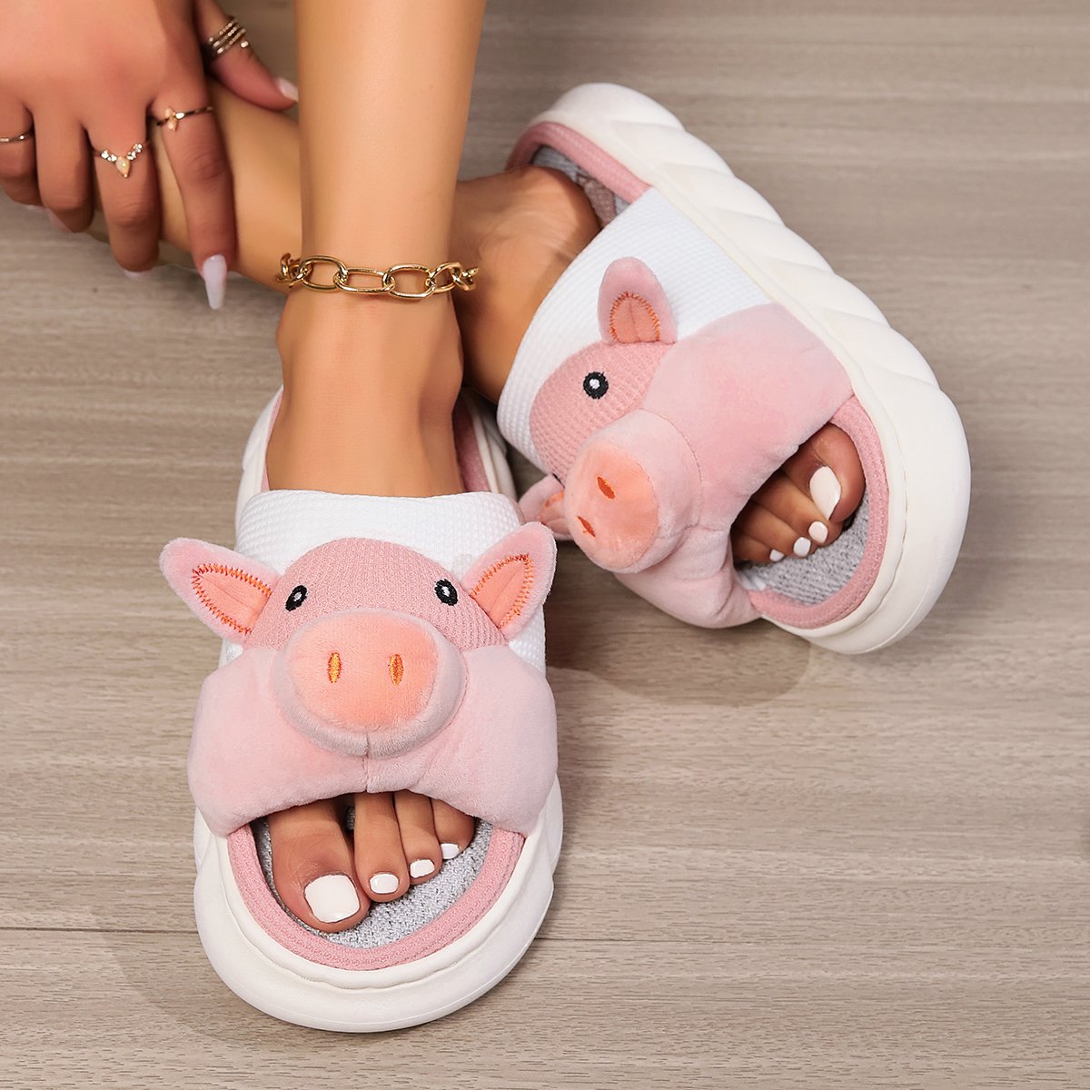 Custom Animal Prints Thick Sole Soft Slides Slippers Pink Pig Print Cotton Fabric and Linen Open Toed Soft Slippers