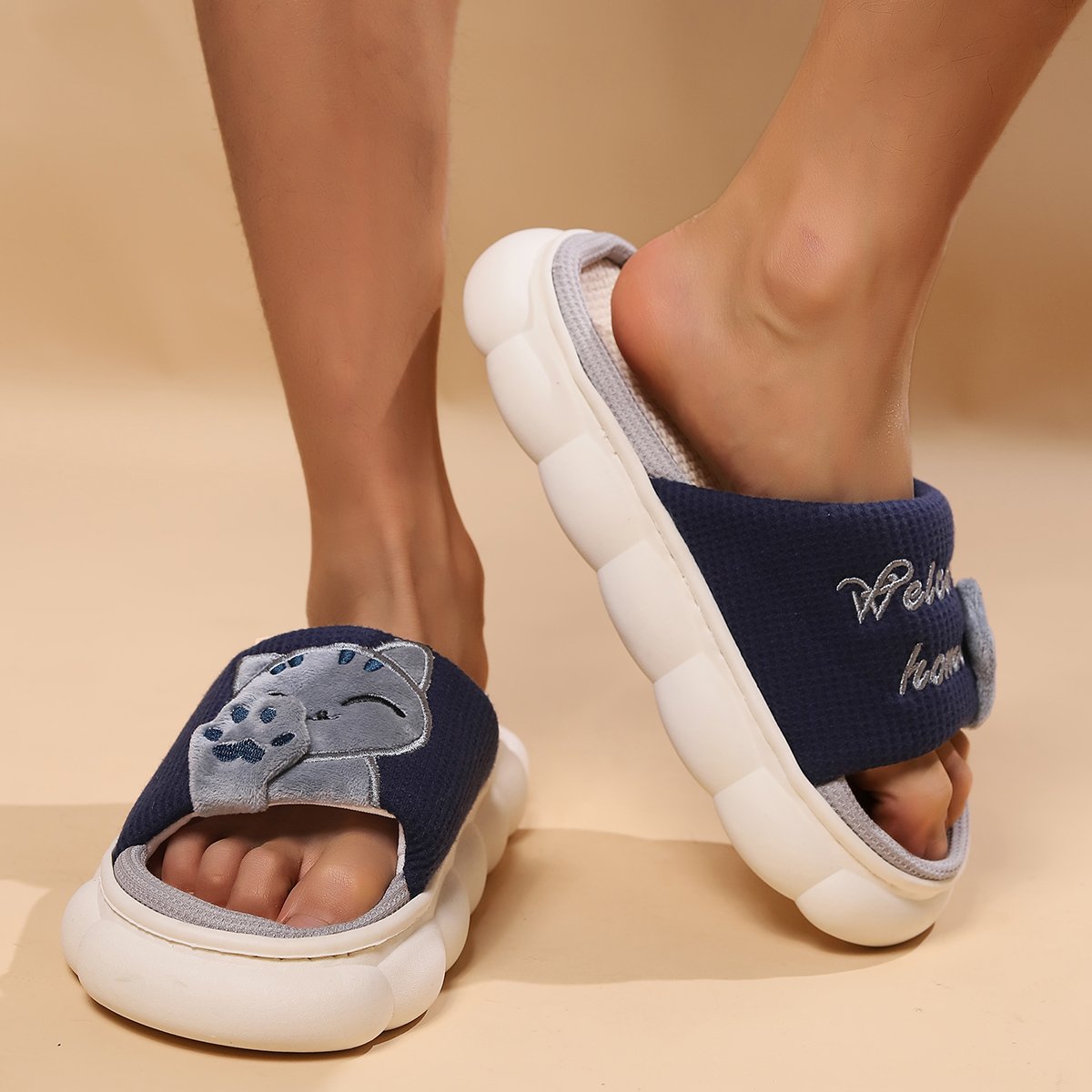 Custom Girls Boys Students Animal Prints Thick Sole Soft Slides Slippers Linen Slides Slippers Fluffy Animal Indoor Slippers