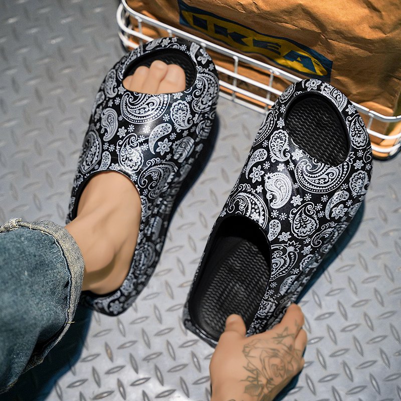 Wholesale Customize house slides slippers men sporty shoes fashion flat slipper EVA male beach summer clogs