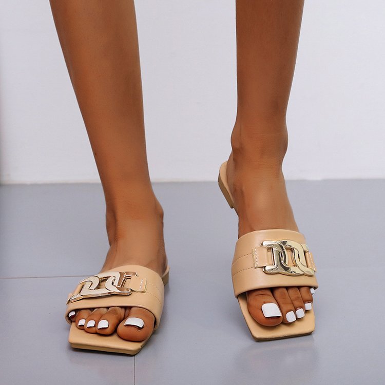 Square Head Lightweight Metal Chain Design Open Toe Slippers Eva Pvc Slipper Flat Woman Sandals Open Slippers