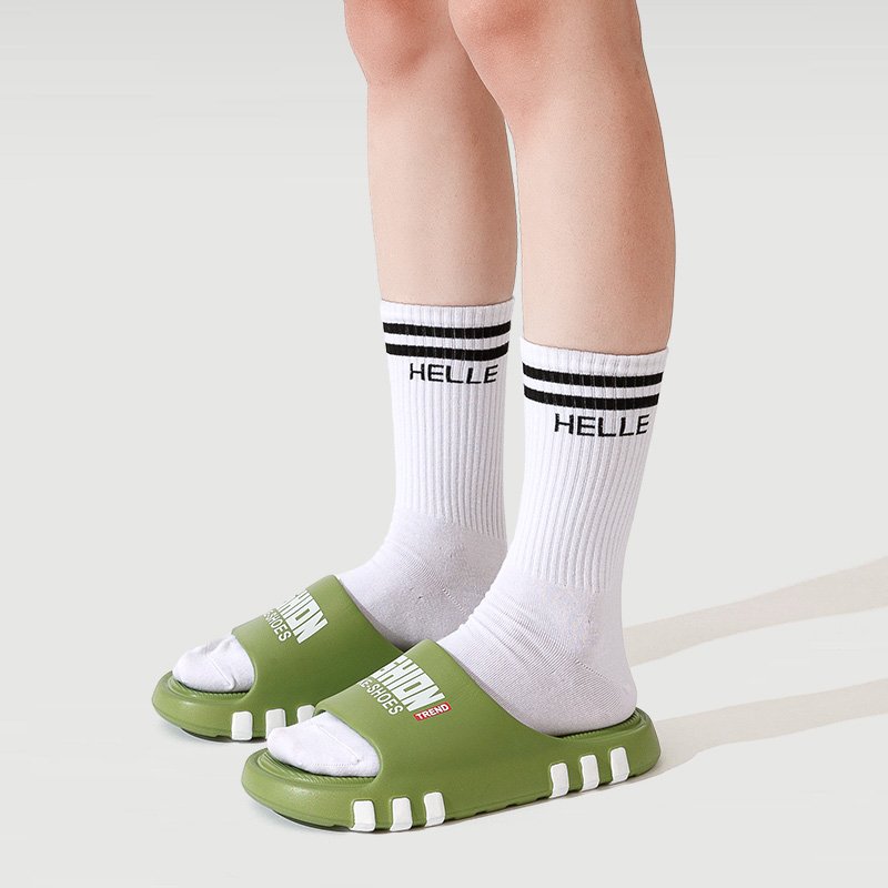 Wholesale Thick Sole Soft Slipper Non-slip Women's Shoes Home Slipper EVA Men's Shoes Comfortable Slides Slippers