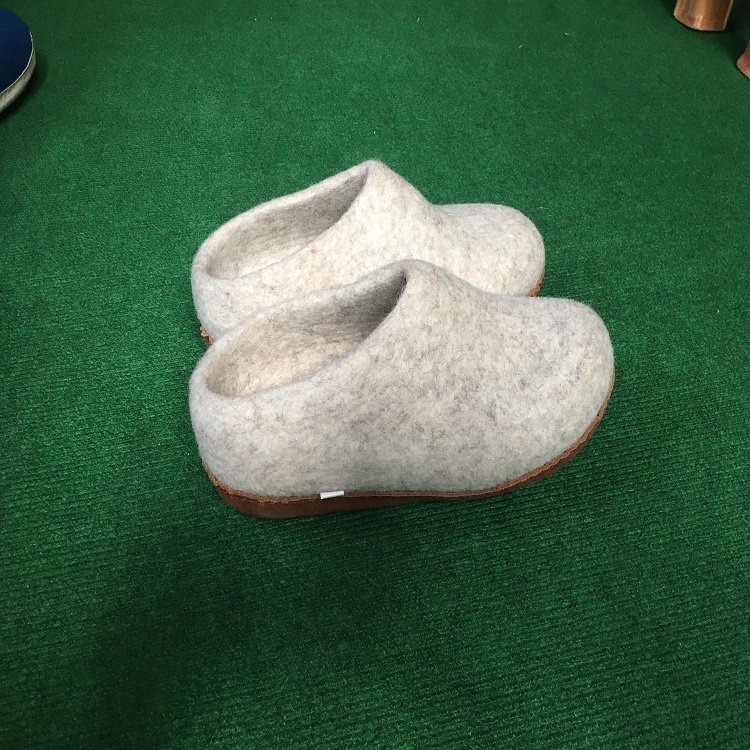 felt slipper