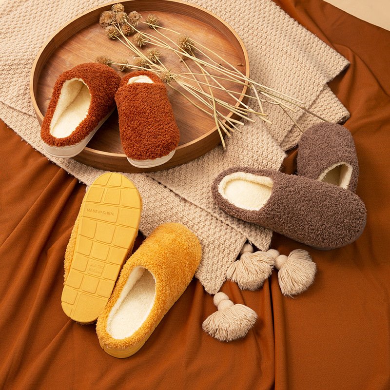 Wholesale Ladies Fashion Fur Slides Slippers Fluffy House Indoor Home Women's Designer Winter Furry Plush Slippers