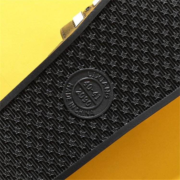 New style sandals women's summer thick-soled sports ladies fashion slippers