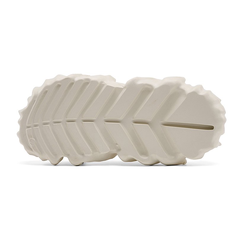 2024 New Style Foam Runner Mens Slides Slippers Clogs Low Moq Slippers Women Fashion Slides For Man