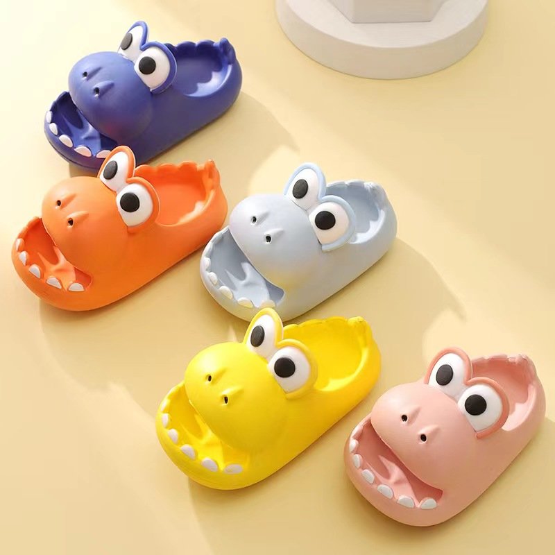 2023 Factory Latest Indoor Thicken Soft Sole Cute Dinosaur Cartoon Shape Summer Kids EVA Slipper
