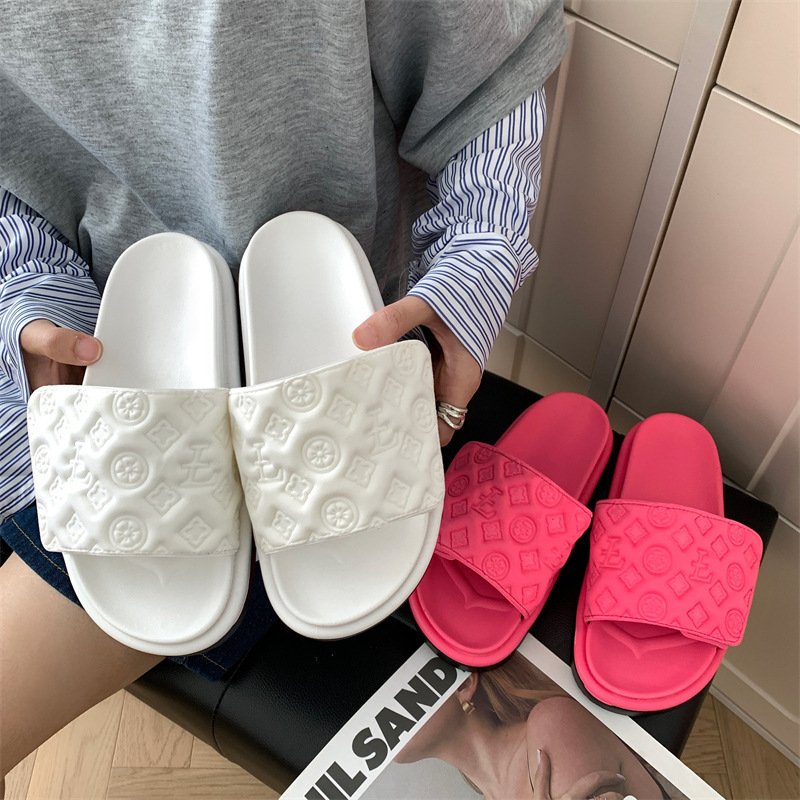 High Quality Light Weight Beach Flat Shoes Sandals 2024 Summer Luxury Designer Branded Slides Slippers For Women