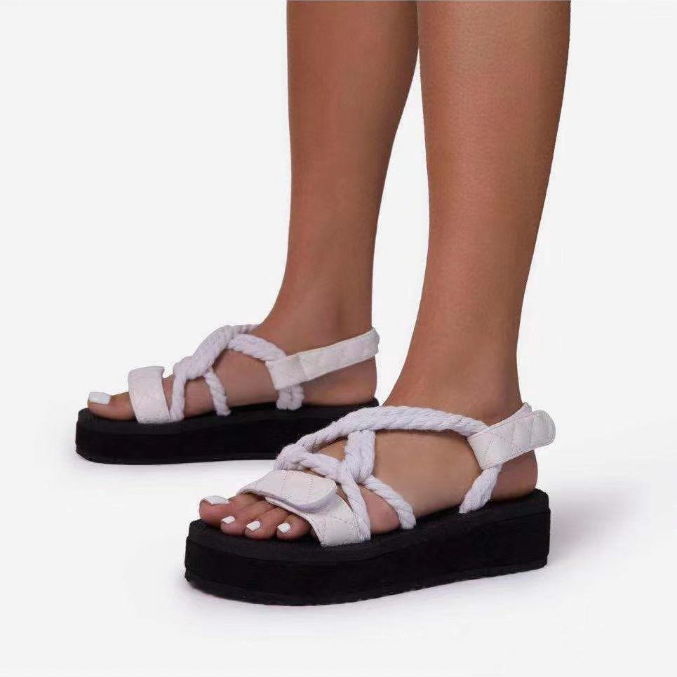 Fashion Summer Beach Open Toe Wedges Sandals Comfortable Round Toe Cross Straps Ladies Sandals Platform Women Slides Slippers