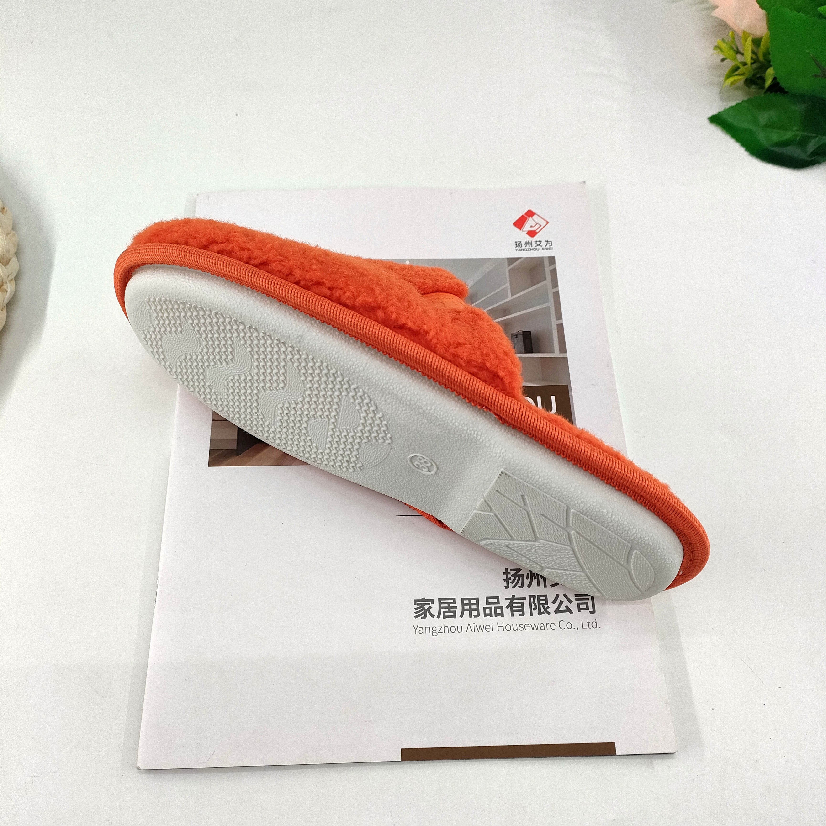 Custom Slides Fluffy Room Slippers 2024 the best seller for man Home Plush Teddy Bear Ladies Slippers