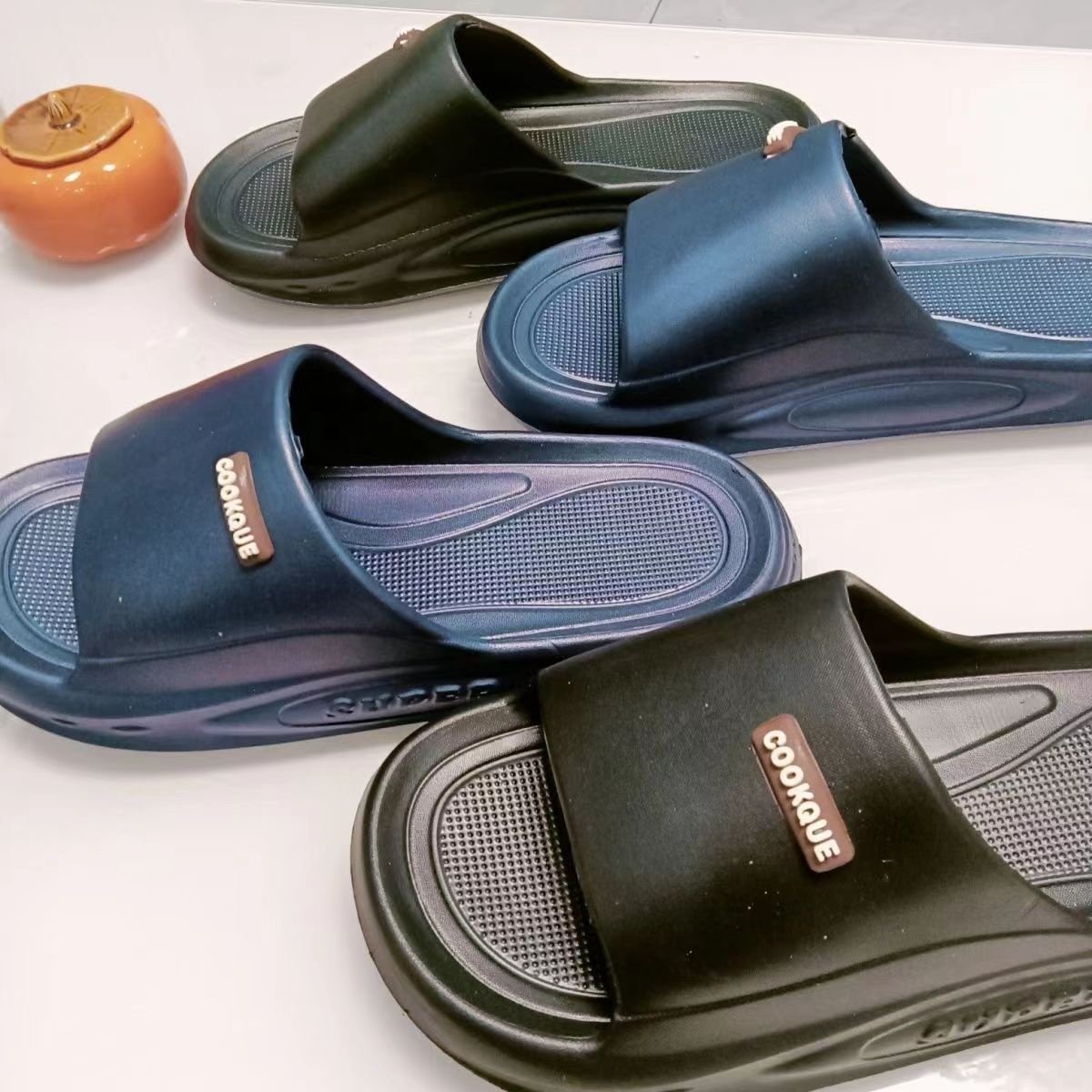 Men's fashion Comfortable Lightweight Striped Slippers Senior Breathable Non-Slip Outdoor Home Slippers with Open Toes Summer