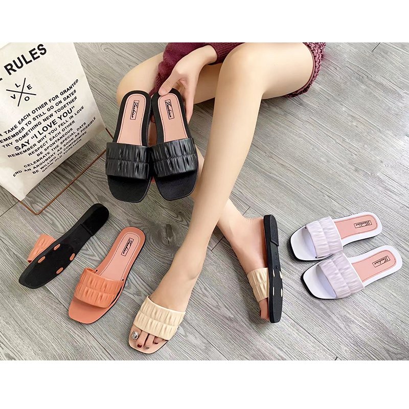 Hot style ladies slide slippers flat ladies simple shoes outdoor cheap slippers for ladies