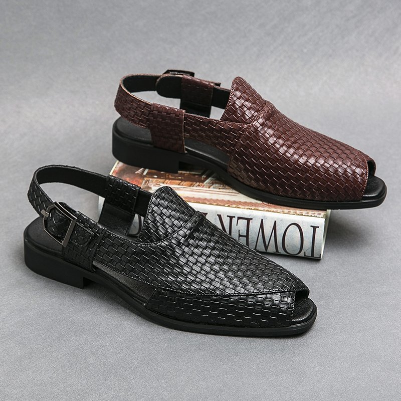 Sandal Men's 2024 Trending Products Hot Selling Genuine Leather Slippers Breathable Men's Summer Flat Sandals Walking Style