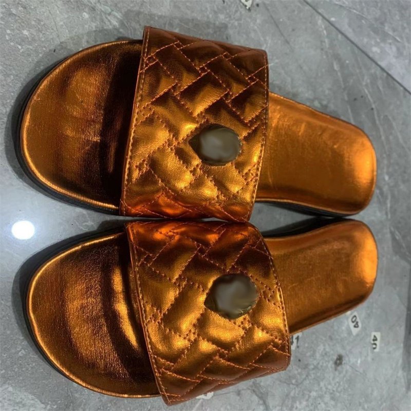 2024 New Women Slippers Eagle Head Sandals Designer Hardware Outdoor Flat Heel Ladies Sandals Size Women Slides