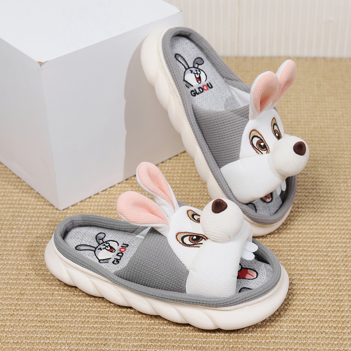 Custom Rabbit sprints Open Toed Thick Sole Soft Slides Slippers Animal Prints Cotton Fabric and Linen Soft Slippers