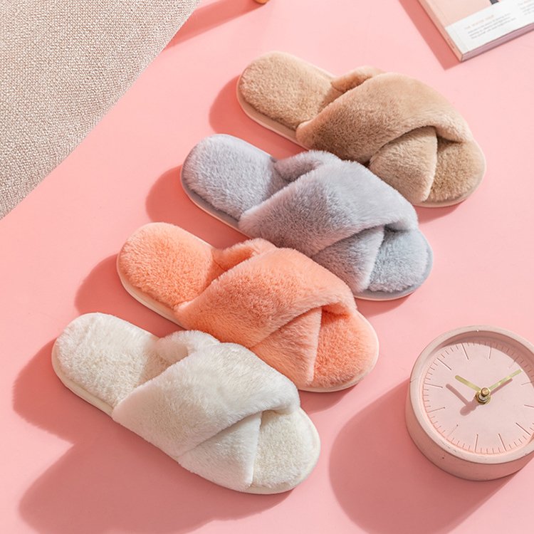Factory Price Women's Warm Cozy Open Toe Fuzzy Indoor House Winter Fur Home Soft Plush Fluffy Faux Fur Slides Slippers