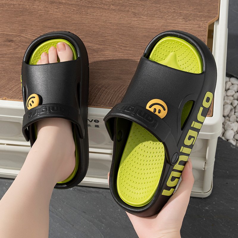Wholesale Thick Sole Cushioned Home Slipper Dual Color Comfortable Slides Slippers Non-slip Men's Shoes Sporty Slippers