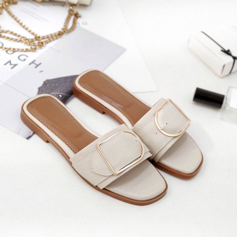 New Design Round Toe Large Size Flat Sandals Pearl Tassel Women's Flip Flops Beach Ladies Slippers