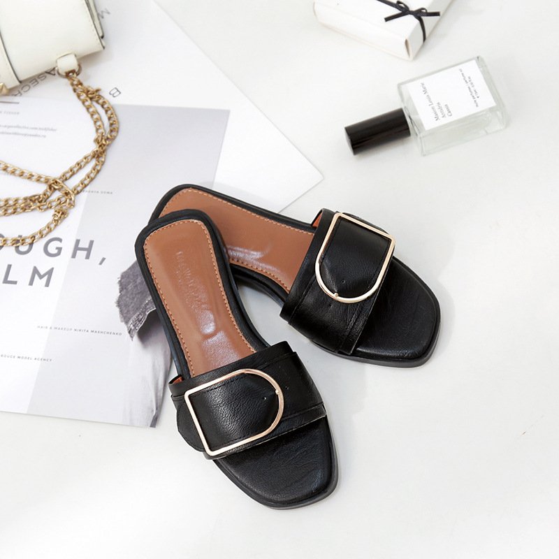 New Design Round Toe Large Size Flat Sandals Pearl Tassel Women's Flip Flops Beach Ladies Slippers