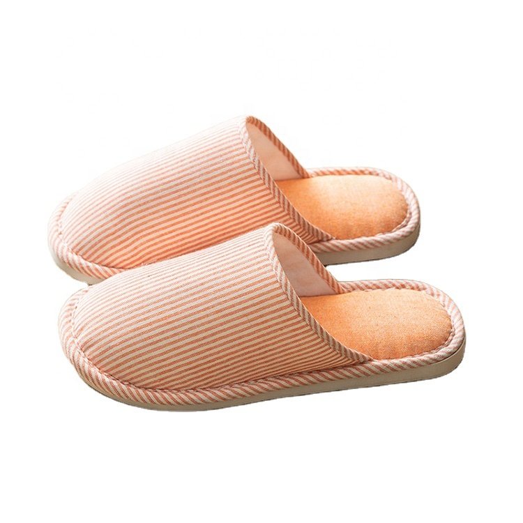 2023 Family slippers indoor comfortable bedroom four seasons women and men's red shoes flat cotton and linen shoes house slipper