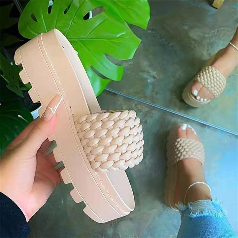Women Platform Slippers 2024 Summer Outdoor Beach Casual Height Increasing Shoes Sandals Wholesale New Styles Ladies Slippers