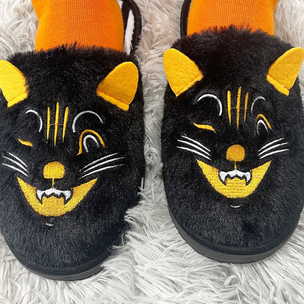 New Arrival Animal Plush Slippers Halloween Spiderweb Slippers with Furry Halloween Accessories for Halloween Costumes