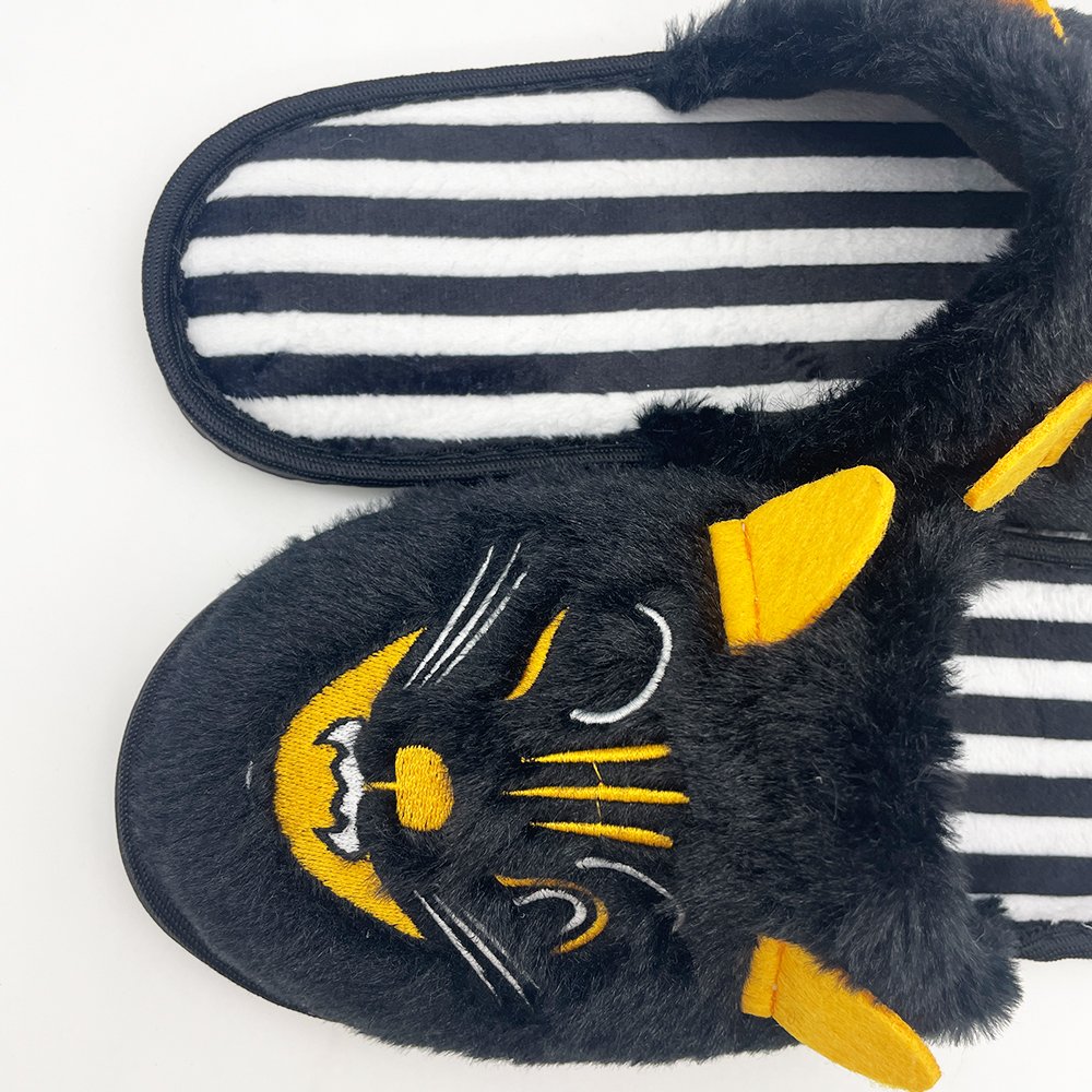 New Arrival Animal Plush Slippers Halloween Spiderweb Slippers with Furry Halloween Accessories for Halloween Costumes