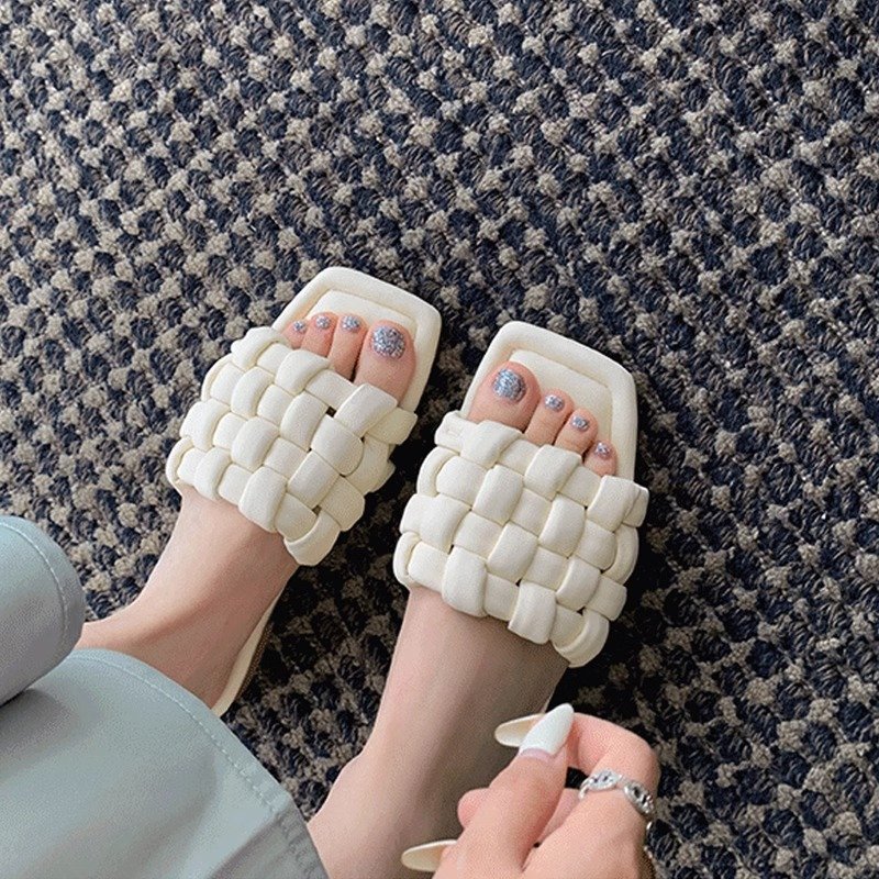 Trend Fashion Summer Beach Slipper Woven Flat Slides Anti-slips Women Outdoor Casual Daily Sandals Genuine Leather Slippers