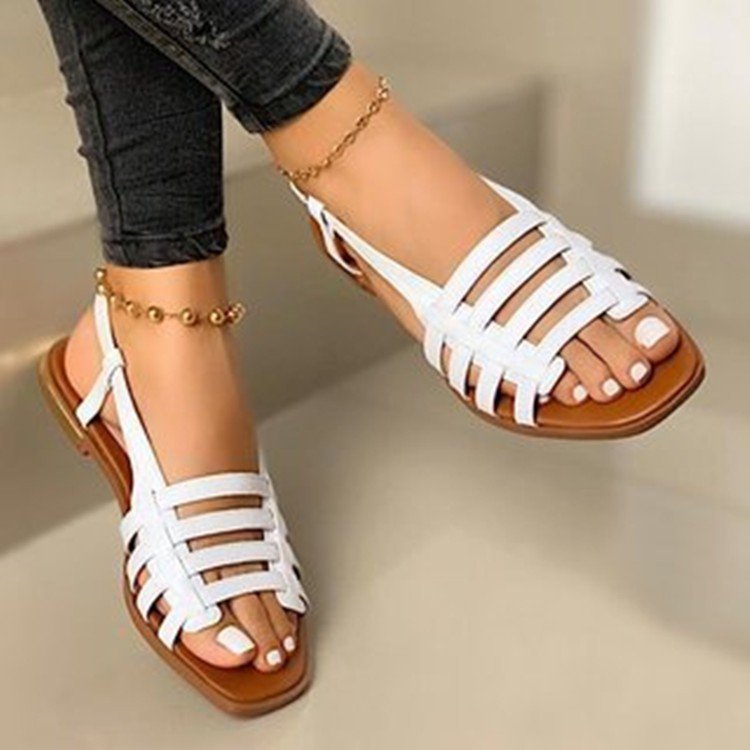2024 Hollow Design New Designer Slippers Fish Mouth Sandals Beach Sandals Fashionable Slippers For Women Girls