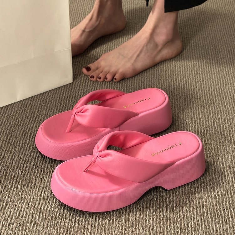 Newest Simple Style Thick sole Summer Beach Comfort luxury flipflops slides slippers for ladies